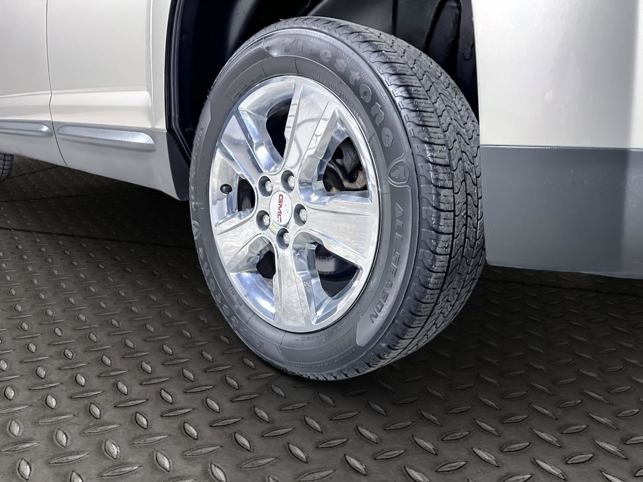 Used 2015 GMC Terrain SLT w/ Chrome Edition image 17