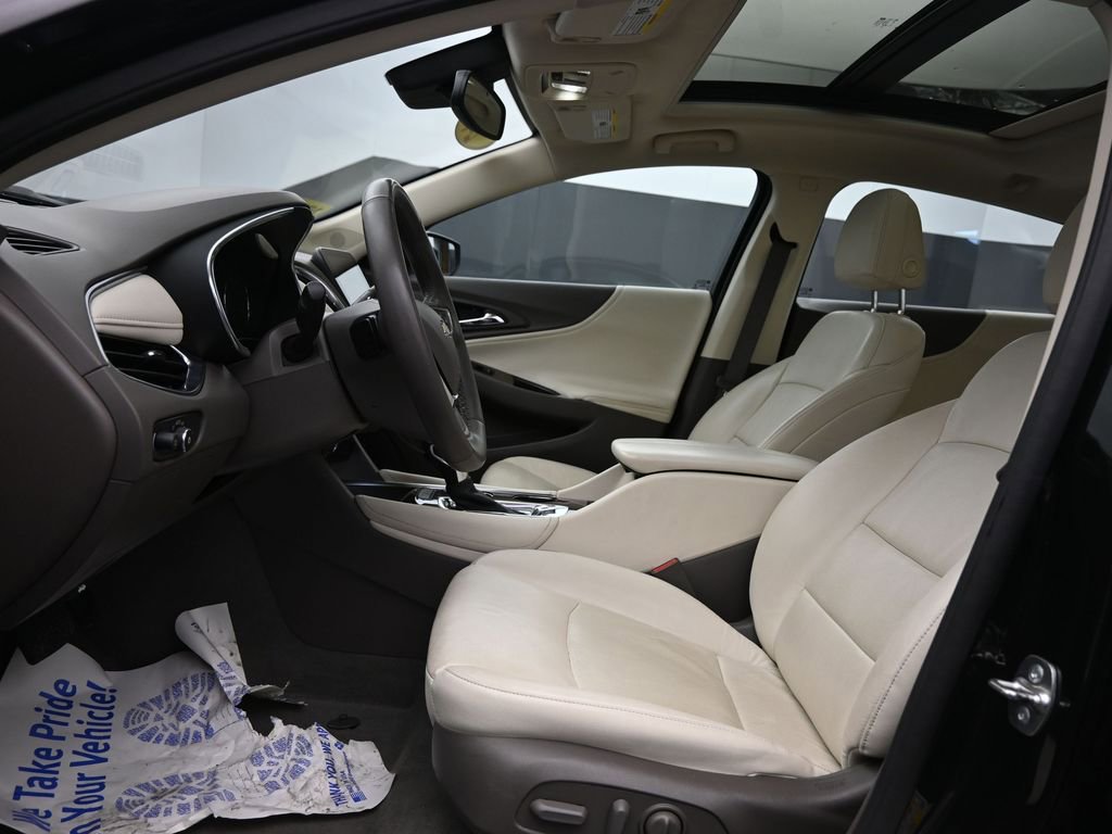 Used 2024 Chevrolet Malibu LT image 19