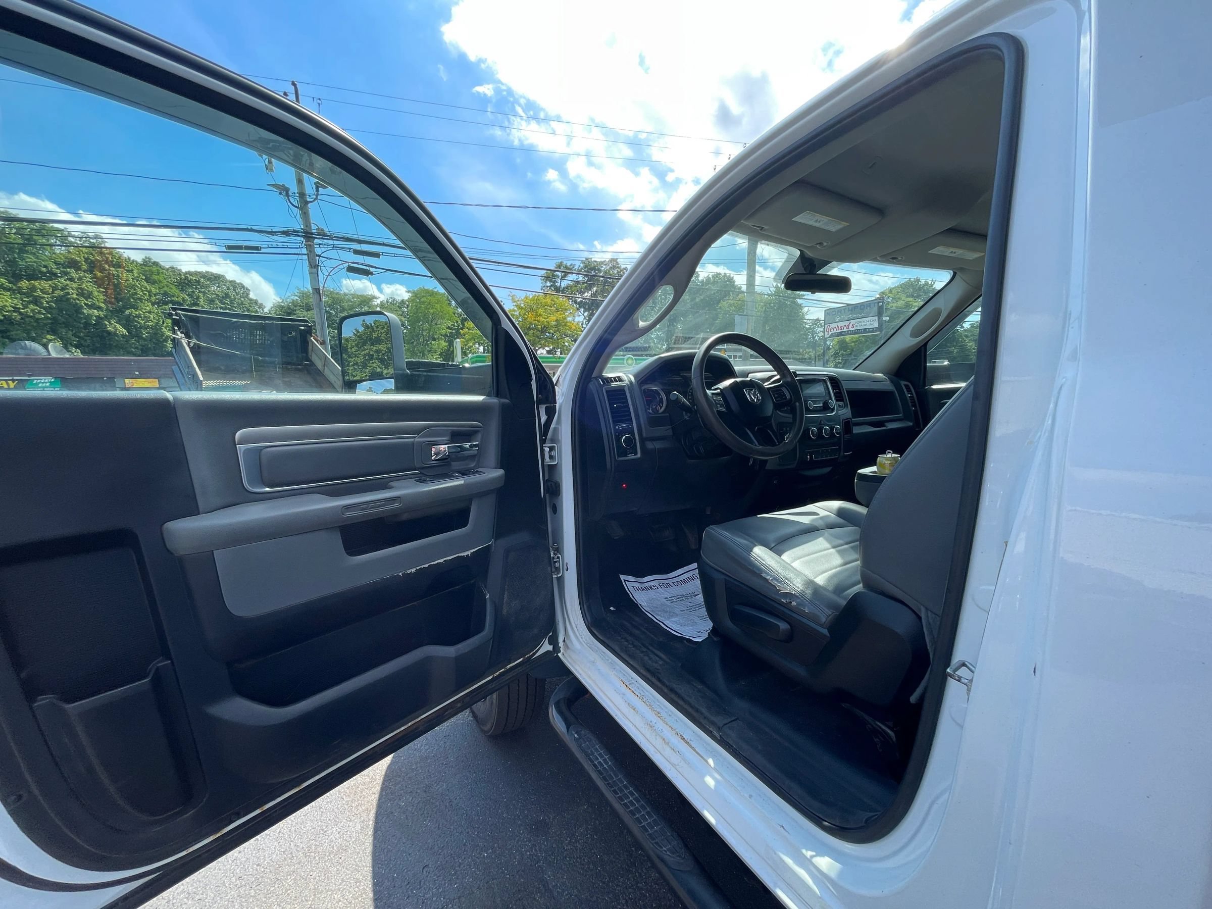 Used 2018 RAM 5500 Tradesman w/ Power & Remote Entry Group AWD/4WD image 10