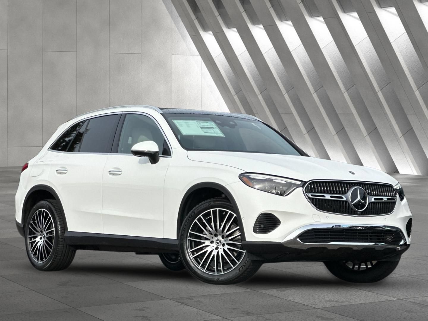 New 2026 Mercedes-Benz GLC 300 4MATIC image 2