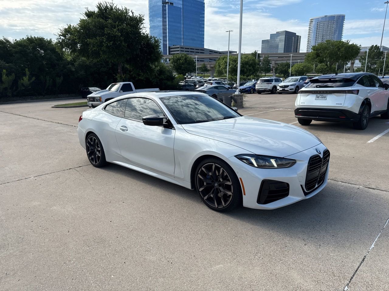 Used 2025 BMW M440i Coupe RWD image 4