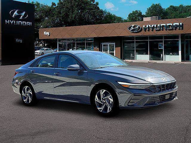 New 2026 Hyundai Elantra Limited FWD image 12