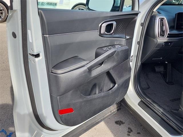 New 2026 Kia Sorento S w/ S Panoramic Sunroof Package image 10