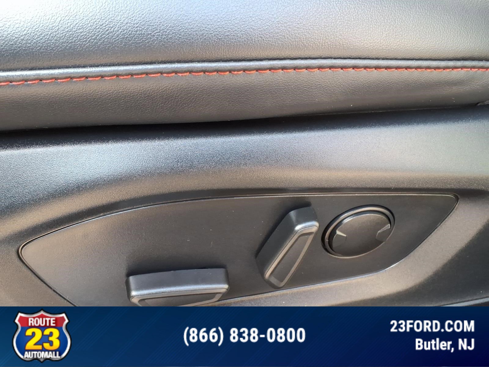 Certified 2025 Ford Explorer ST-Line w/ Premium Package AWD/4WD image 21