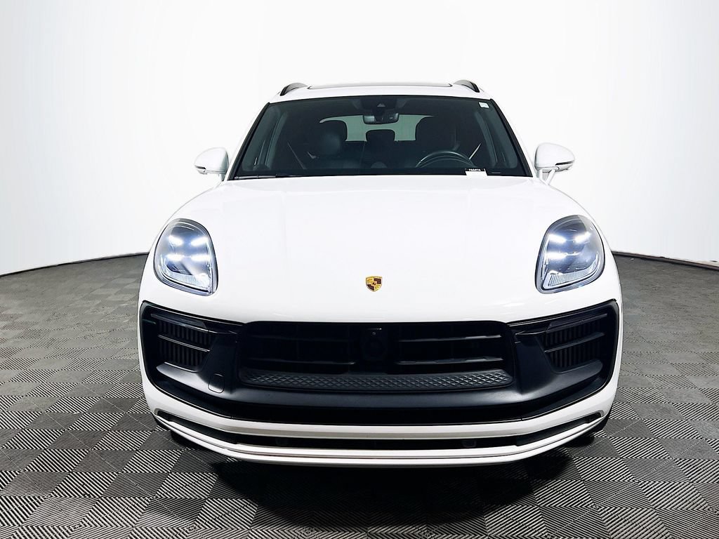 Used 2024 Porsche Macan GTS AWD/4WD image 2