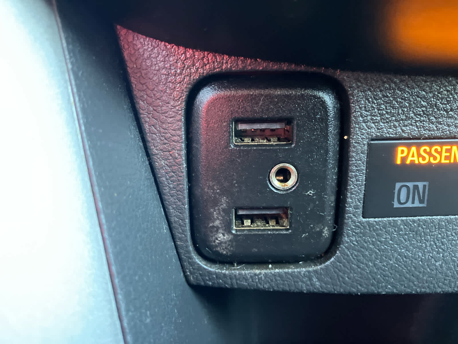 Used 2022 Chevrolet Trax LT w/ Sport Edition image 23