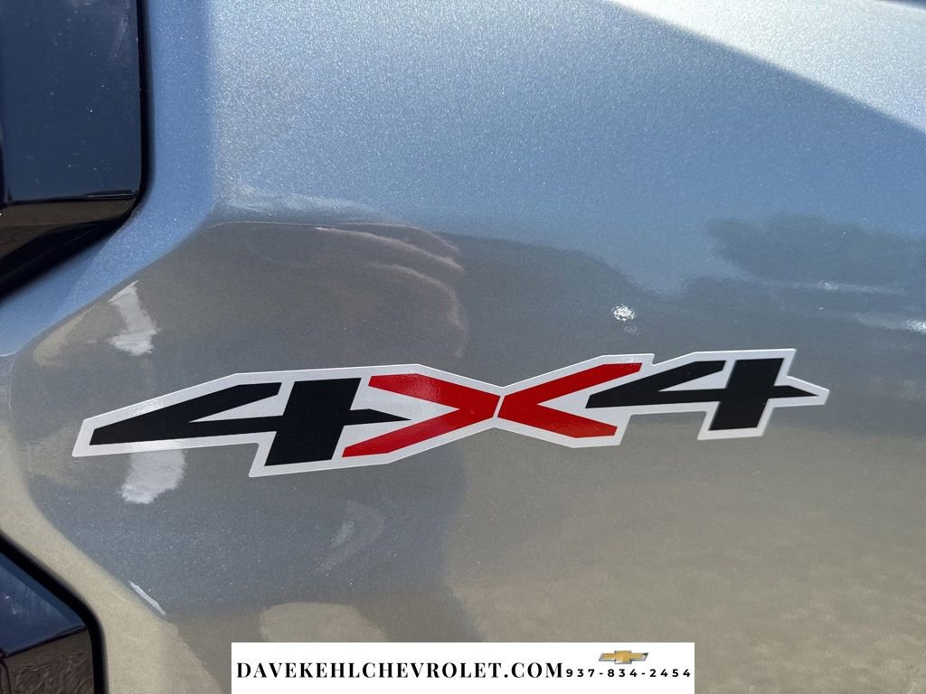 Used 2025 Chevrolet Colorado W/T AWD/4WD image 48