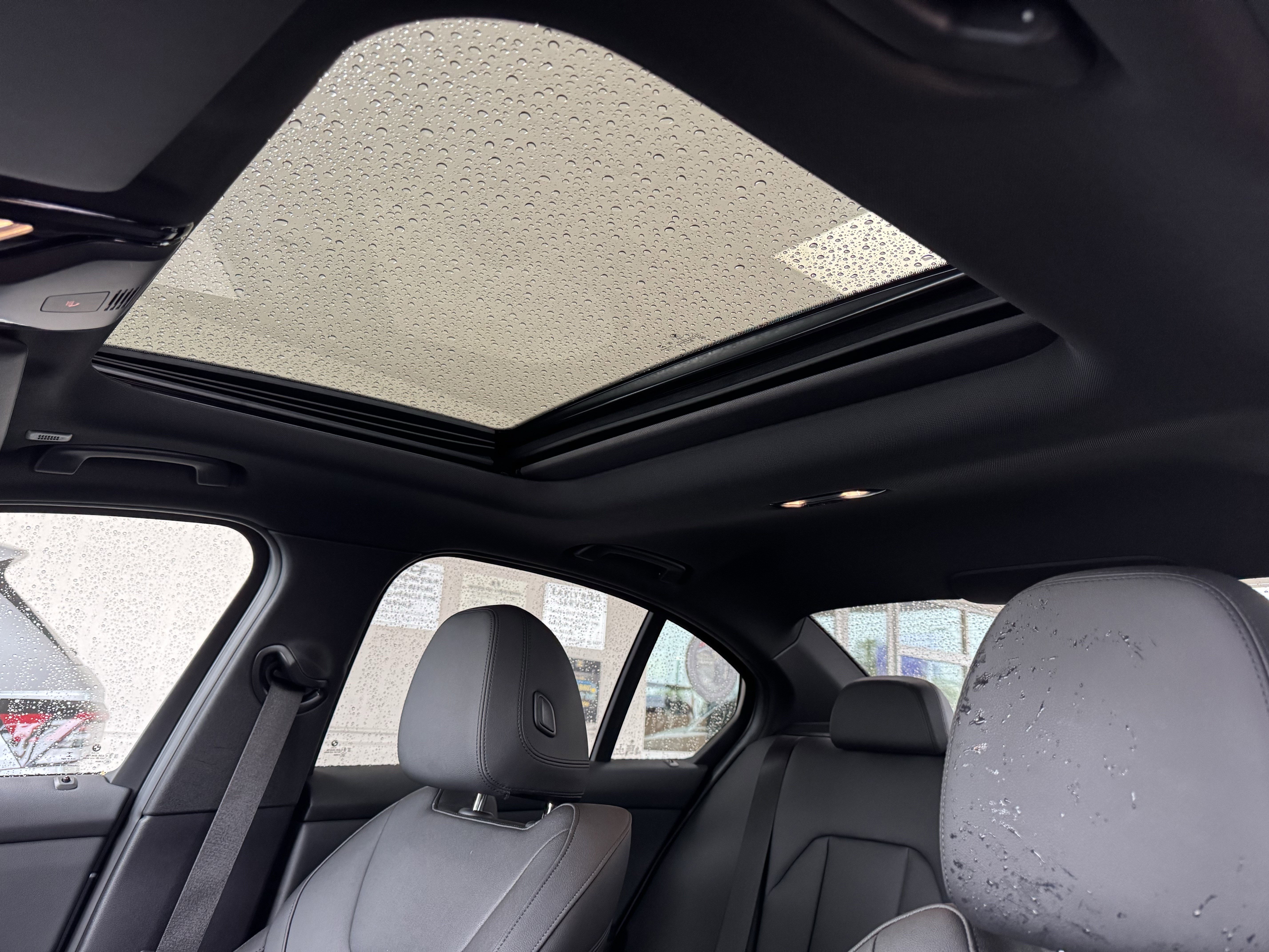 Used 2021 BMW 330e w/ M Sport Package image 29