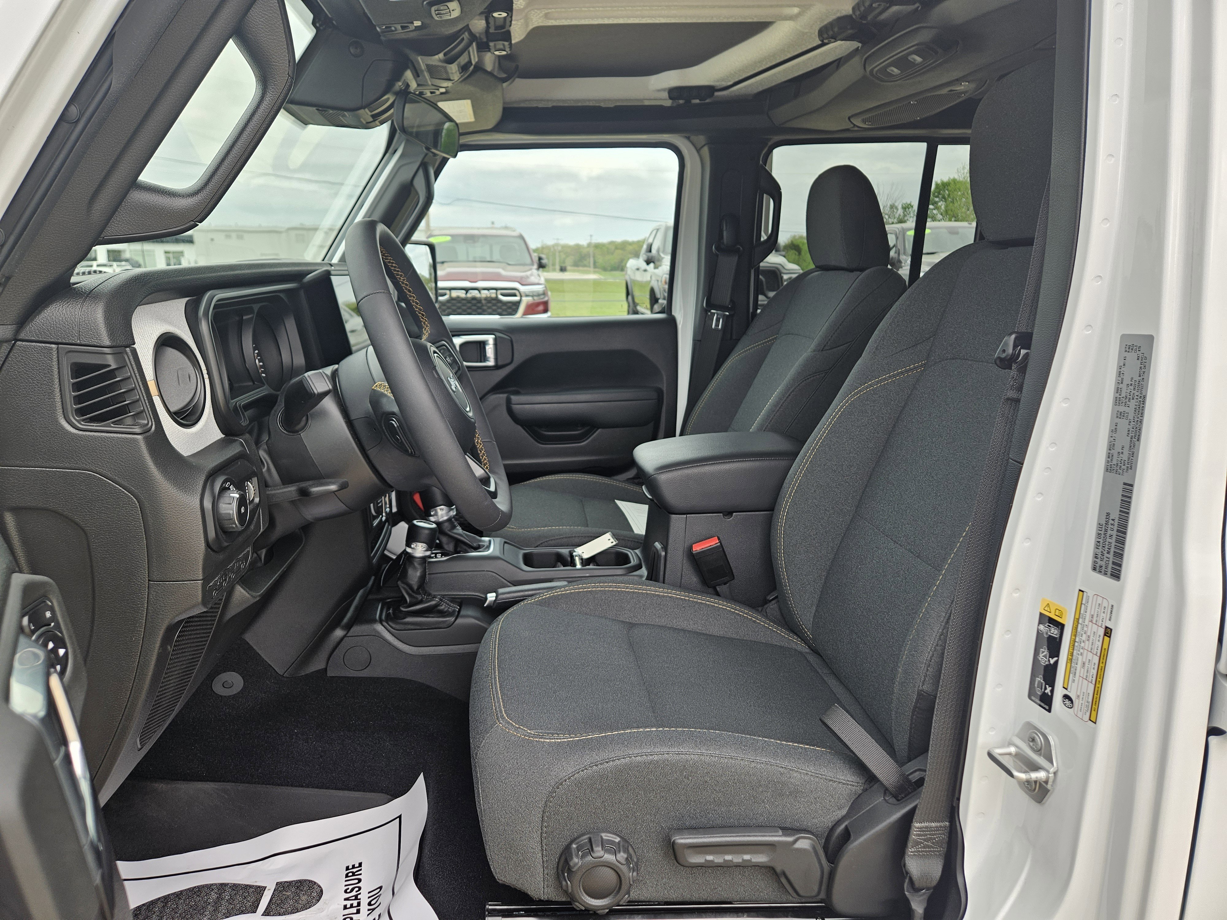 Used 2024 Jeep Wrangler Sport S image 10