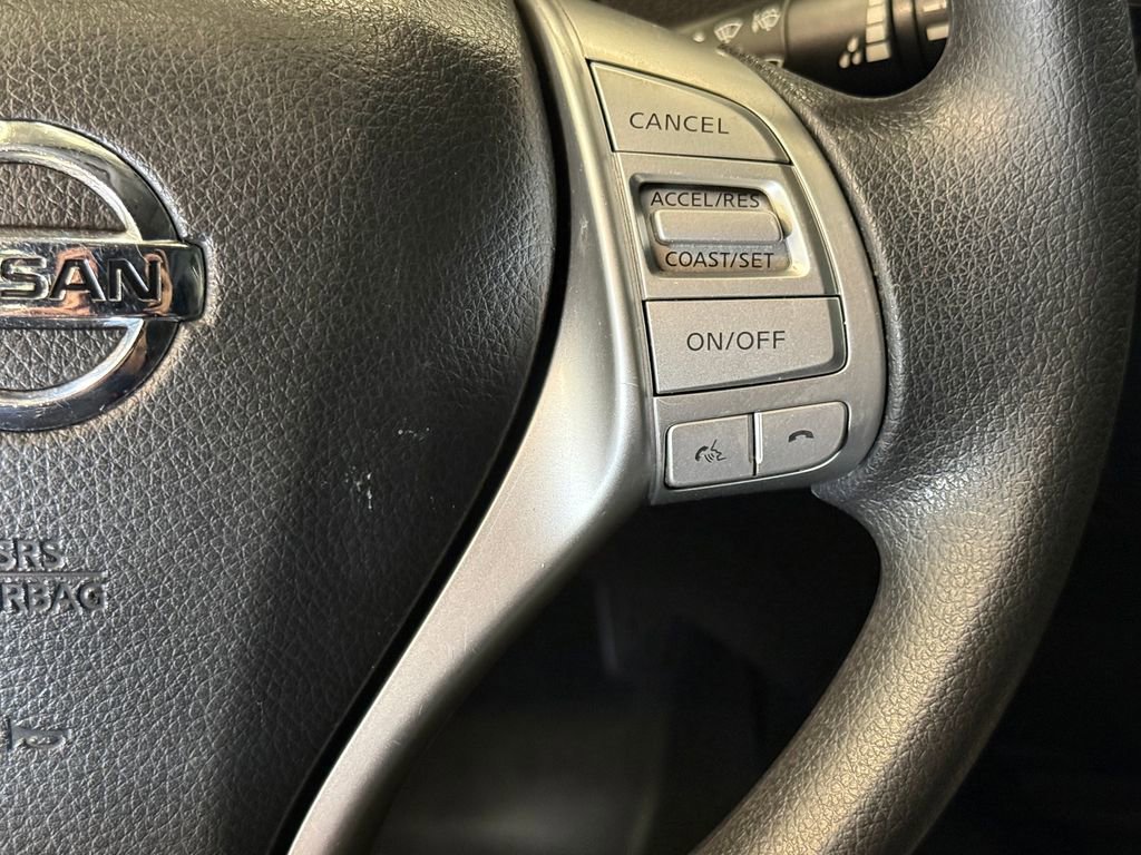 Used 2016 Nissan Rogue SV w/ SV Premium Package AWD/4WD image 12