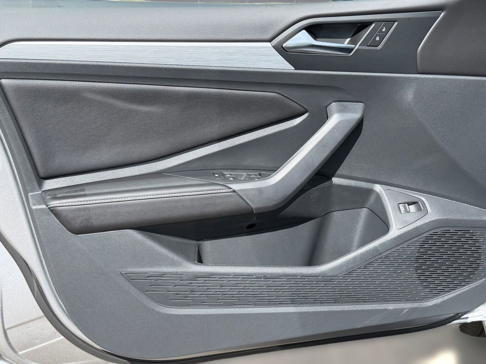 New 2026 Volkswagen Jetta S FWD image 12