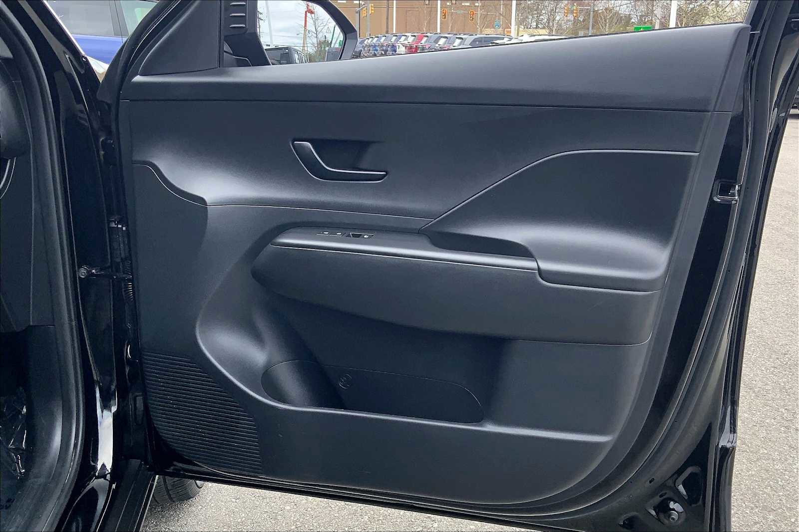 Used 2024 Hyundai Kona SEL FWD image 21