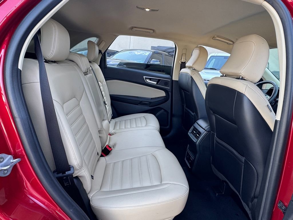 Used 2024 Ford Edge SEL w/ Convenience Package AWD/4WD image 32