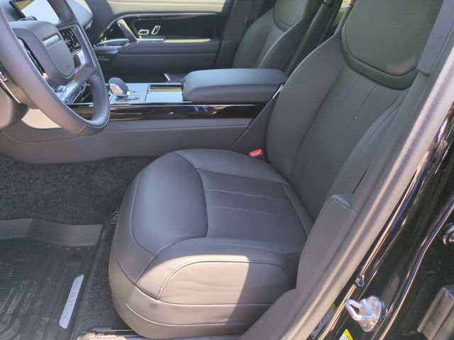 New 2026 Land Rover Range Rover Long Wheelbase SE AWD/4WD image 12