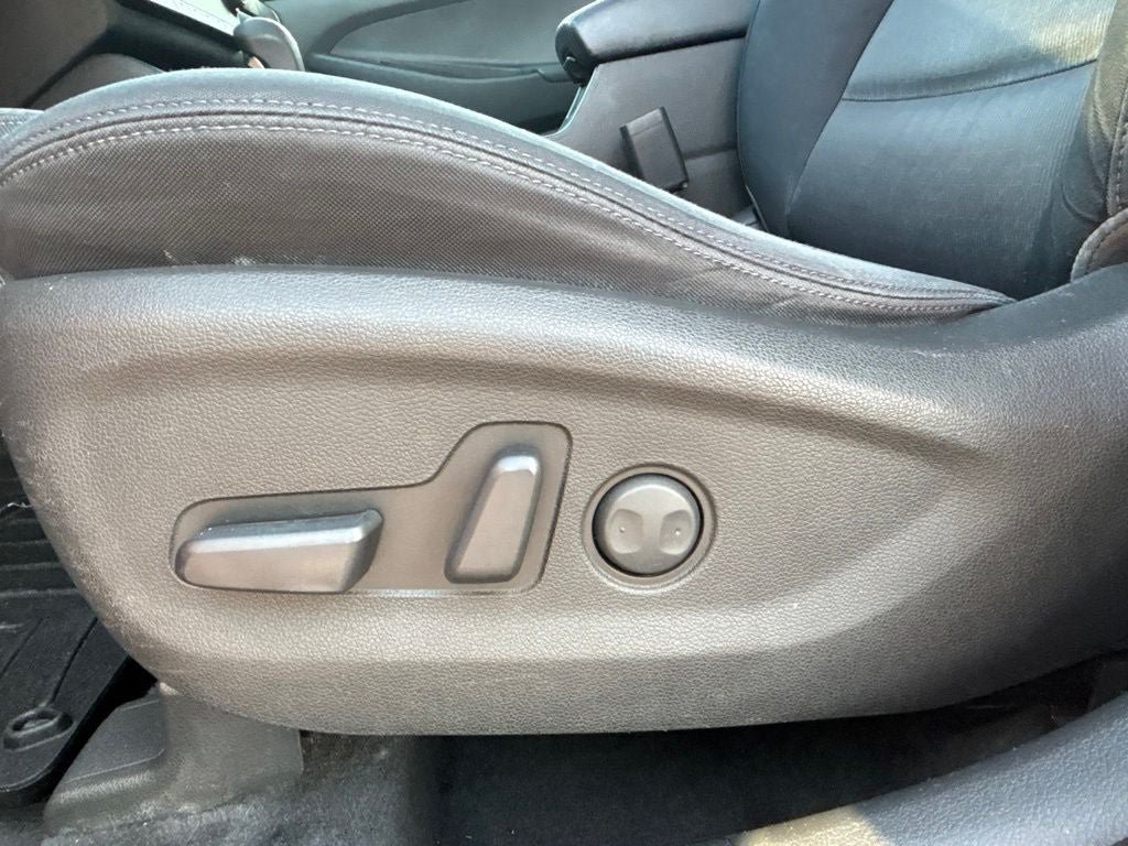 Used 2016 Hyundai Tucson SE w/ Option Group 02 AWD/4WD image 14