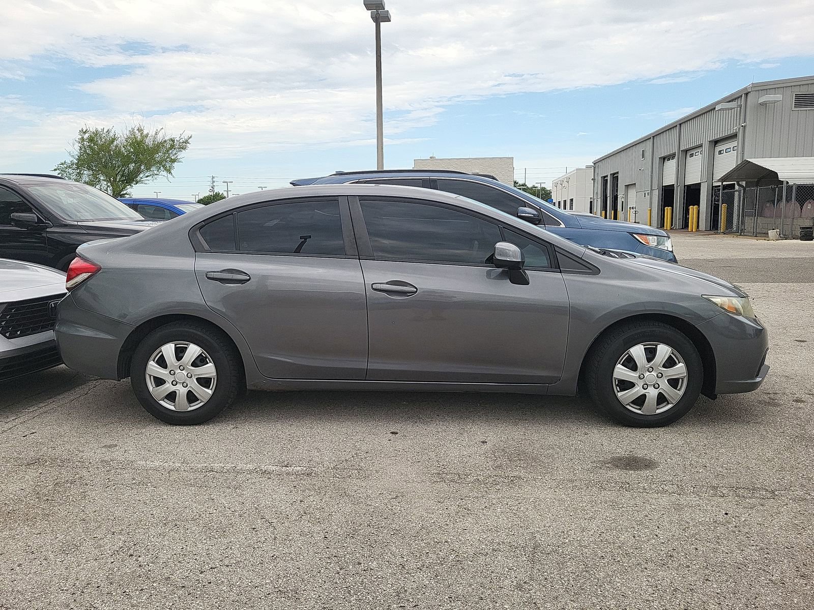 Used 2013 Honda Civic LX image 4