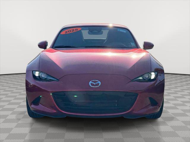 Used 2025 MAZDA MX-5 Miata RF Grand Touring w/ Weather Package RWD image 2
