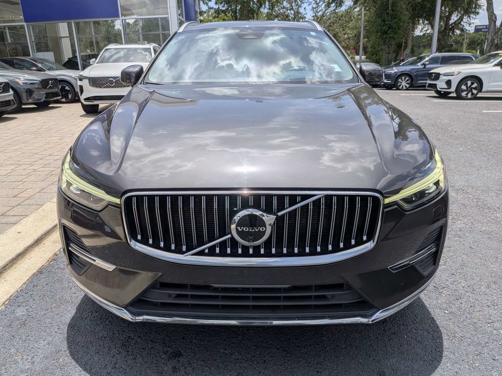 Used 2022 Volvo XC60 B5 Inscription w/ Advanced Package FWD image 9