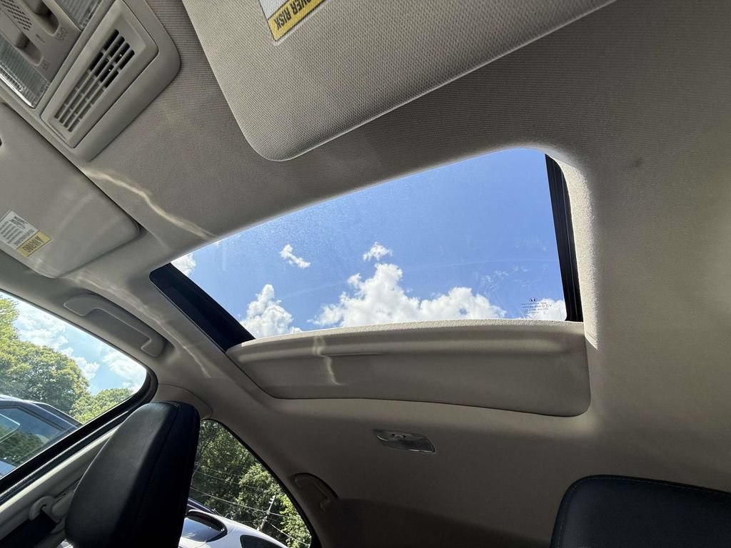 Used 2019 Honda HR-V Touring image 27