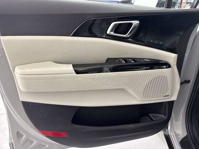 Used 2024 Kia Carnival SX Prestige FWD image 21