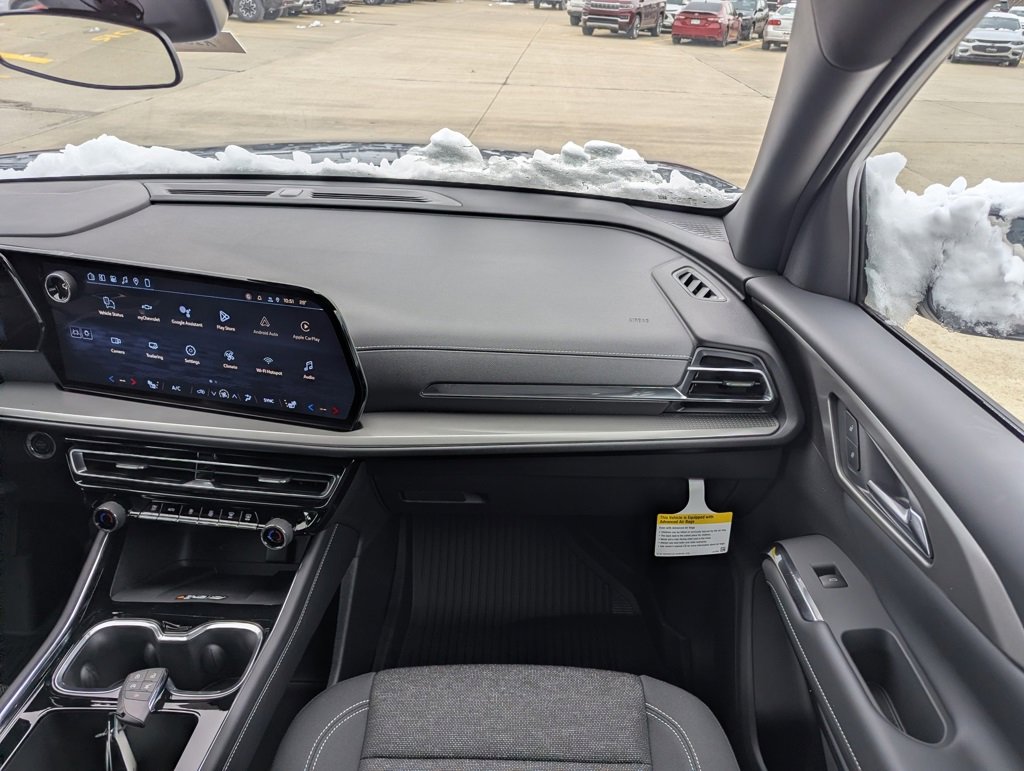 New 2026 Chevrolet Traverse LT w/ LPO, Floor Liner Package image 4
