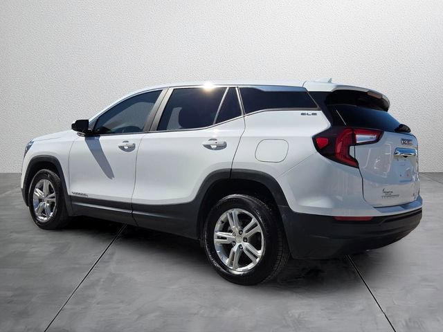Used 2023 GMC Terrain SLE FWD image 3