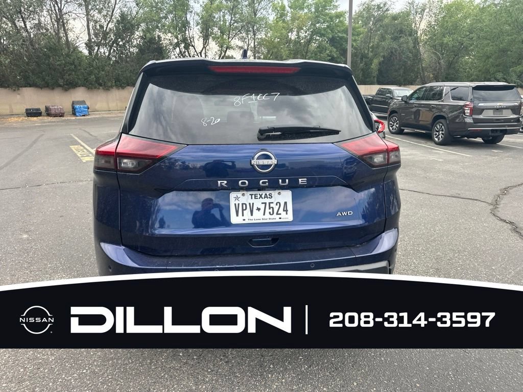 Certified 2025 Nissan Rogue SV AWD/4WD image 11