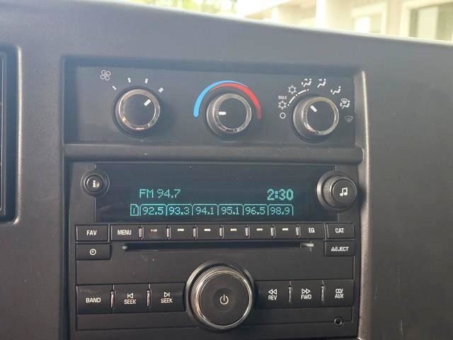 Used 2017 Chevrolet Express 3500 RWD image 14