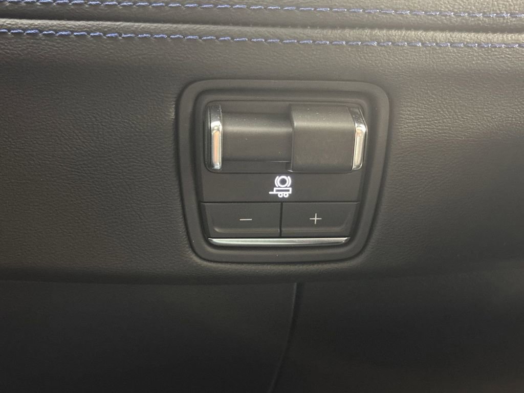 New 2025 Cadillac Escalade IQ Luxury 1 w/ LPO, Radiant Package image 21