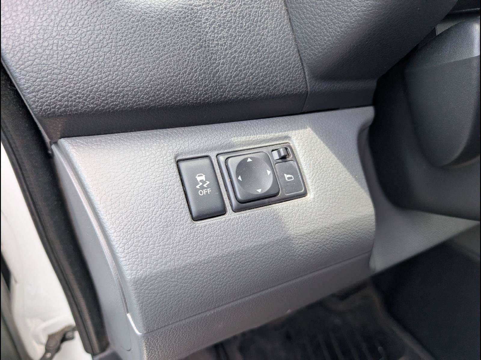 Used 2015 Nissan NV200 SV w/ Back Door Glass Package FWD image 15