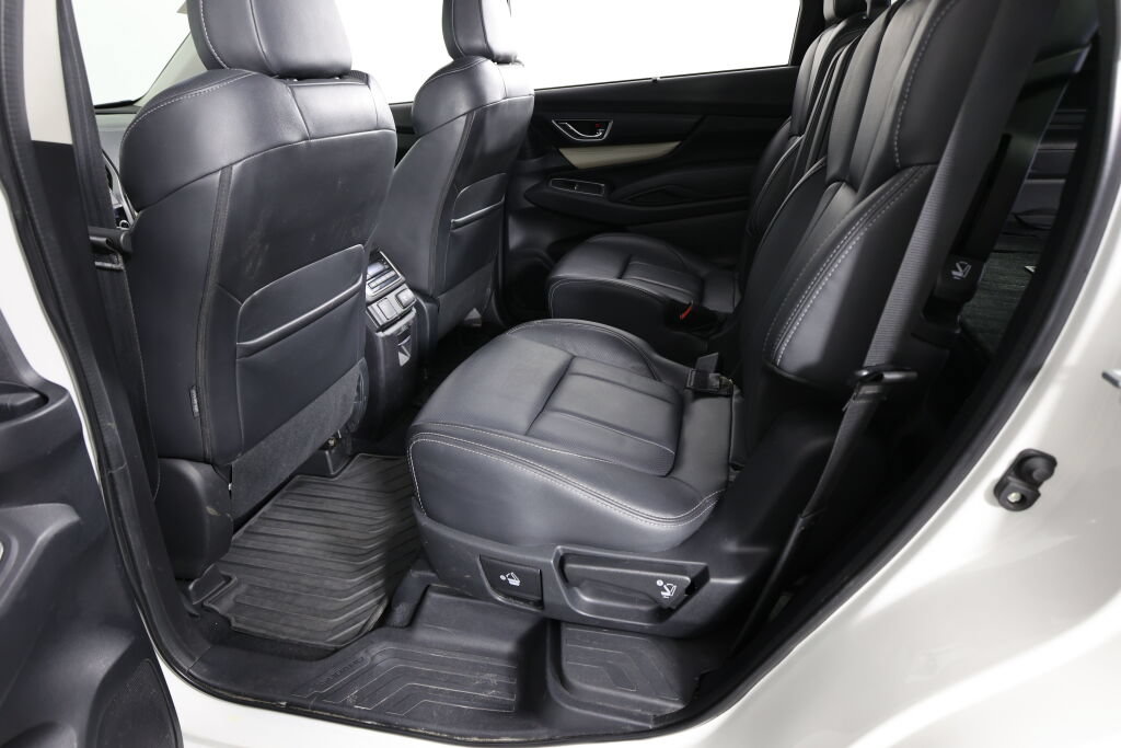 Used 2021 Subaru Ascent Limited w/ Popular Package #4 AWD/4WD image 17