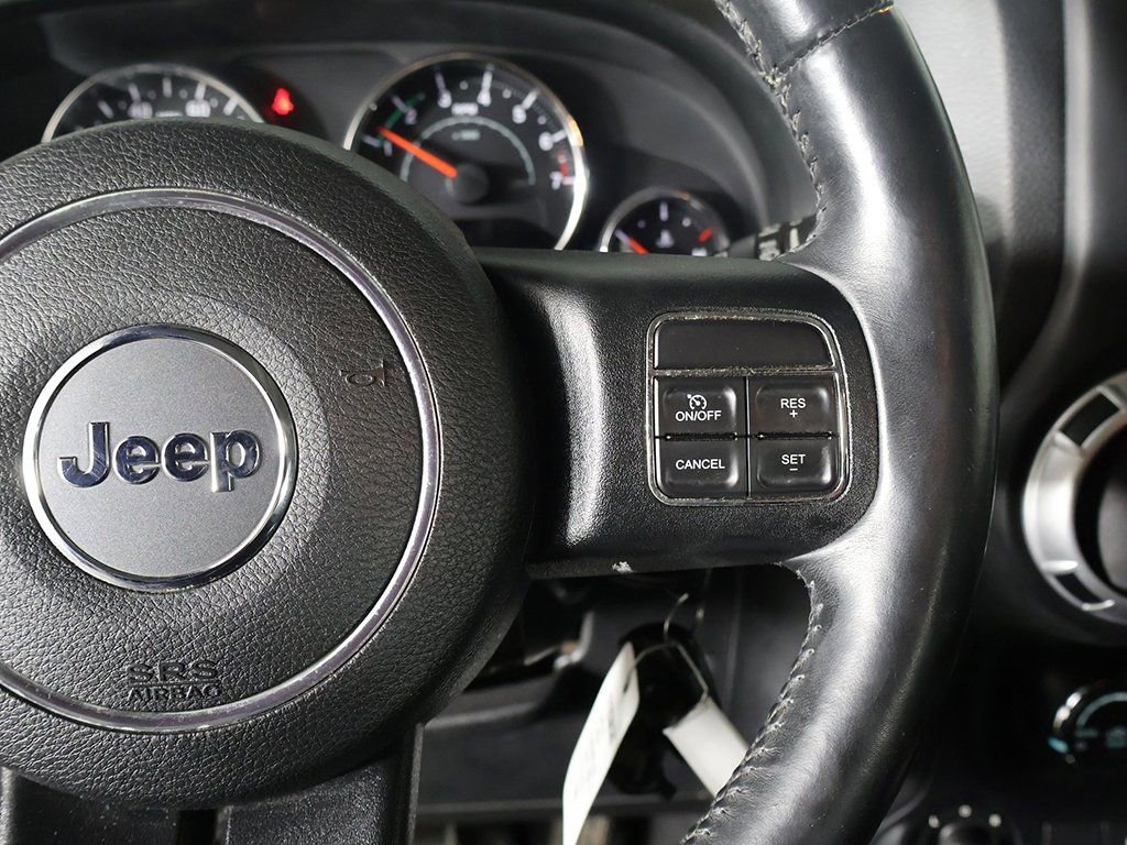 Used 2014 Jeep Wrangler Unlimited Sahara w/ Connectivity Group image 34