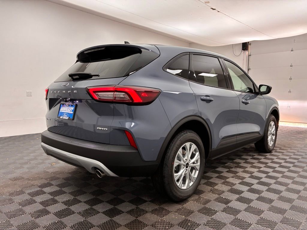 New 2026 Ford Escape Active w/ Cold Weather Package image 8