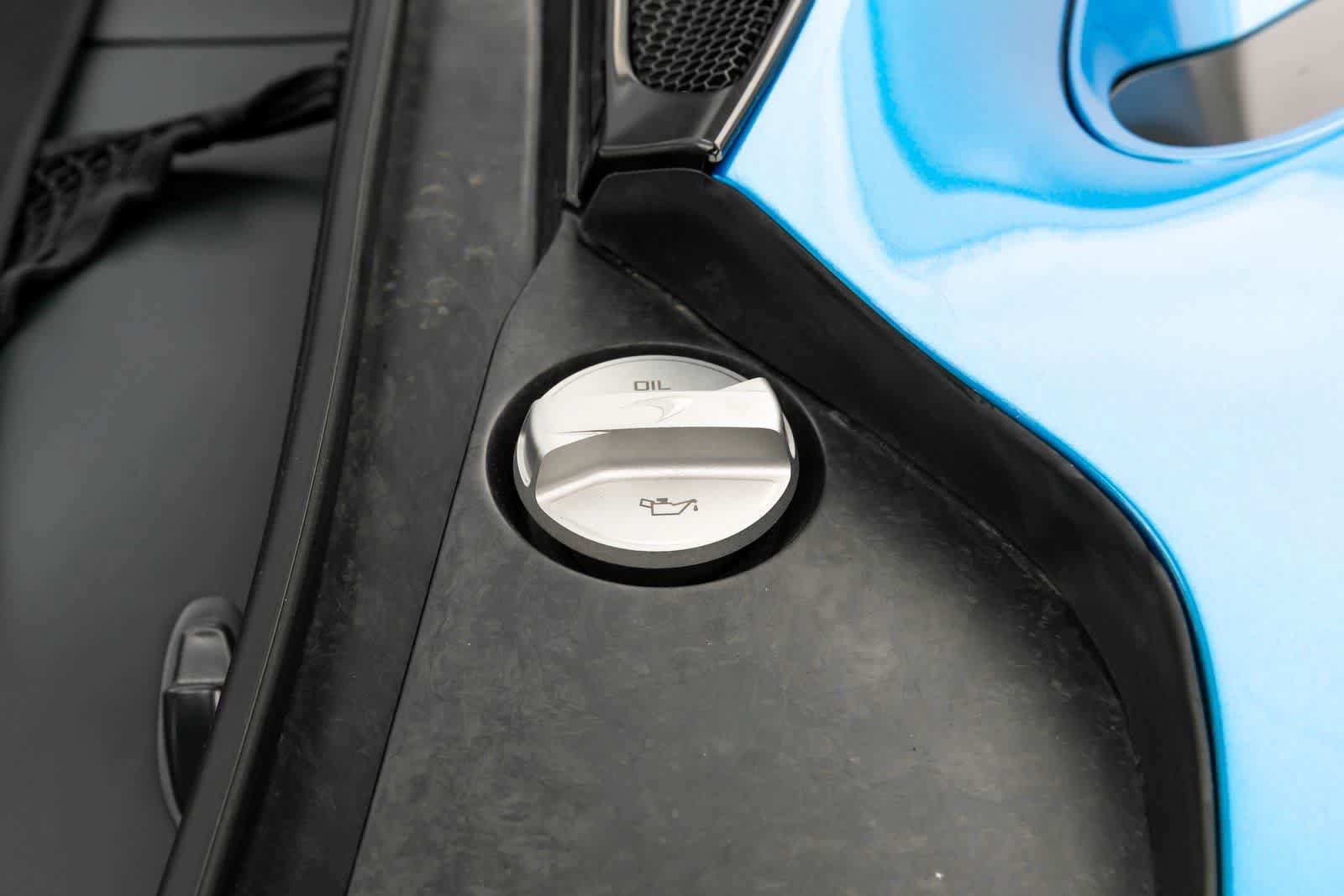 Used 2020 McLaren GT RWD image 28