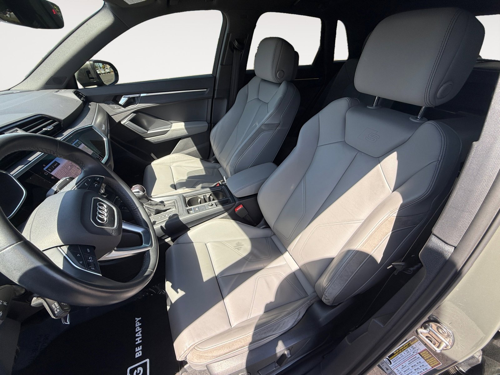 Used 2022 Audi Q3 2.0T Premium Plus w/ Premium Plus Package image 10