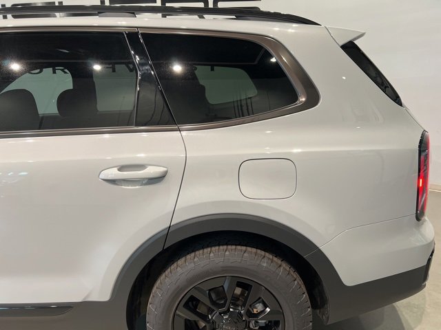 Used 2025 Kia Telluride AWD image 10