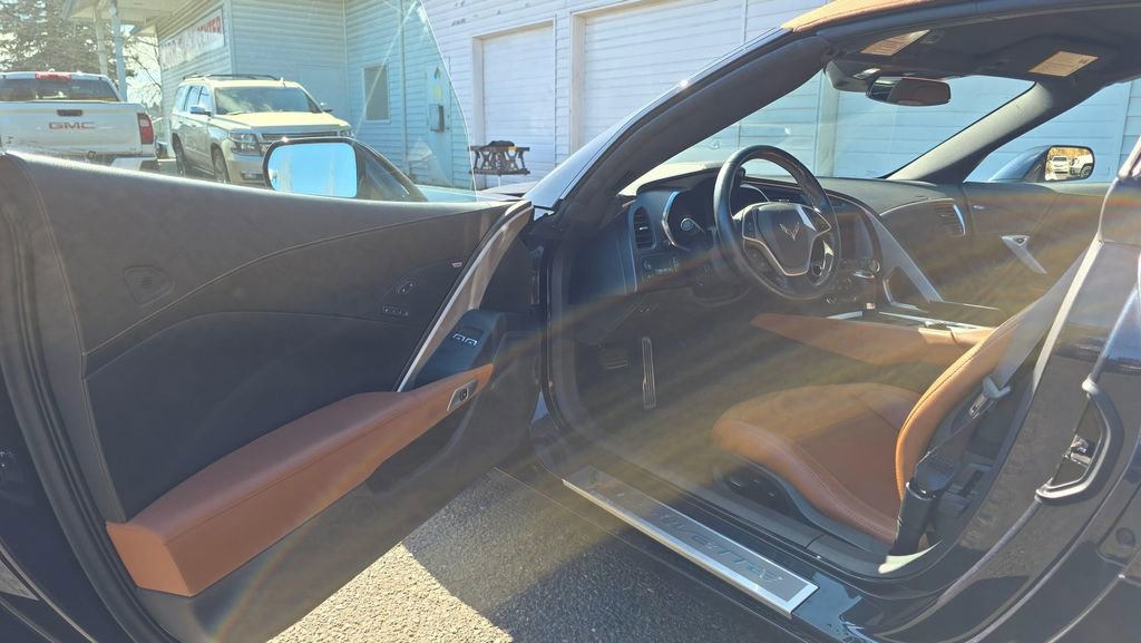 Used 2015 Chevrolet Corvette Stingray Convertible w/ 2LT Preferred Equipment Group image 17