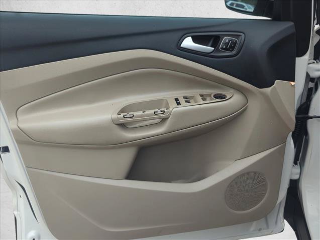 Used 2017 Ford Escape Titanium FWD image 9