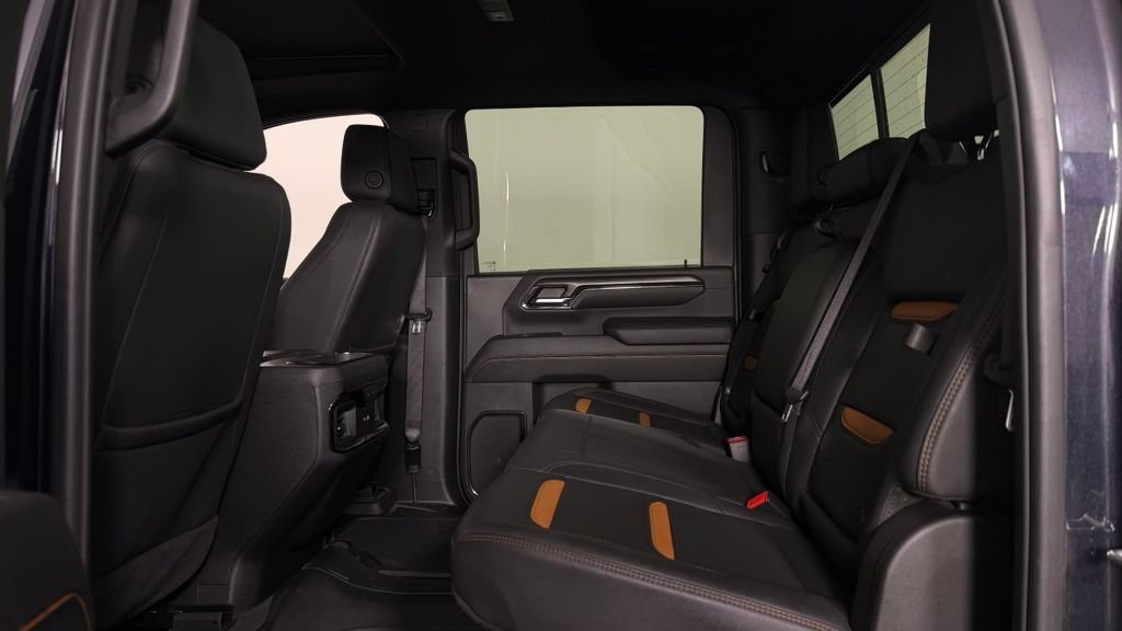Used 2024 GMC Sierra 2500 AT4 w/ AT4 Premium Plus Package AWD/4WD image 27