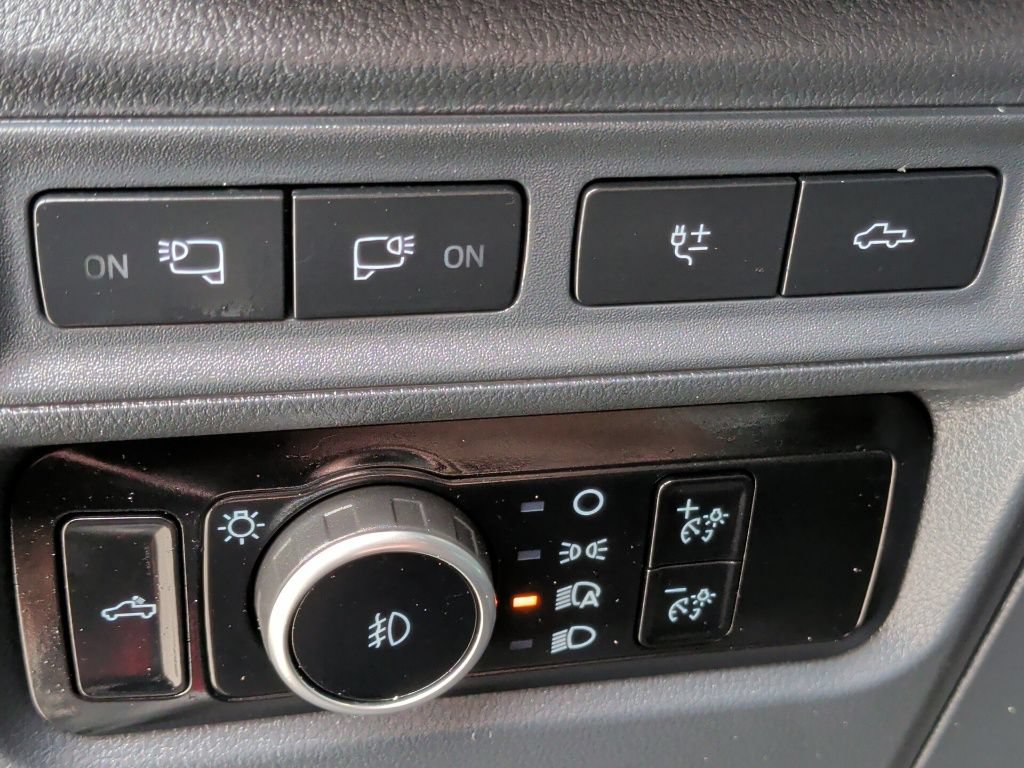 Used 2024 Ford F150 Raptor AWD/4WD image 16