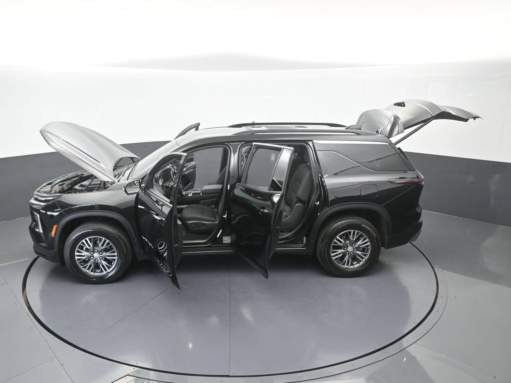 Used 2026 Chevrolet Traverse LT FWD image 64