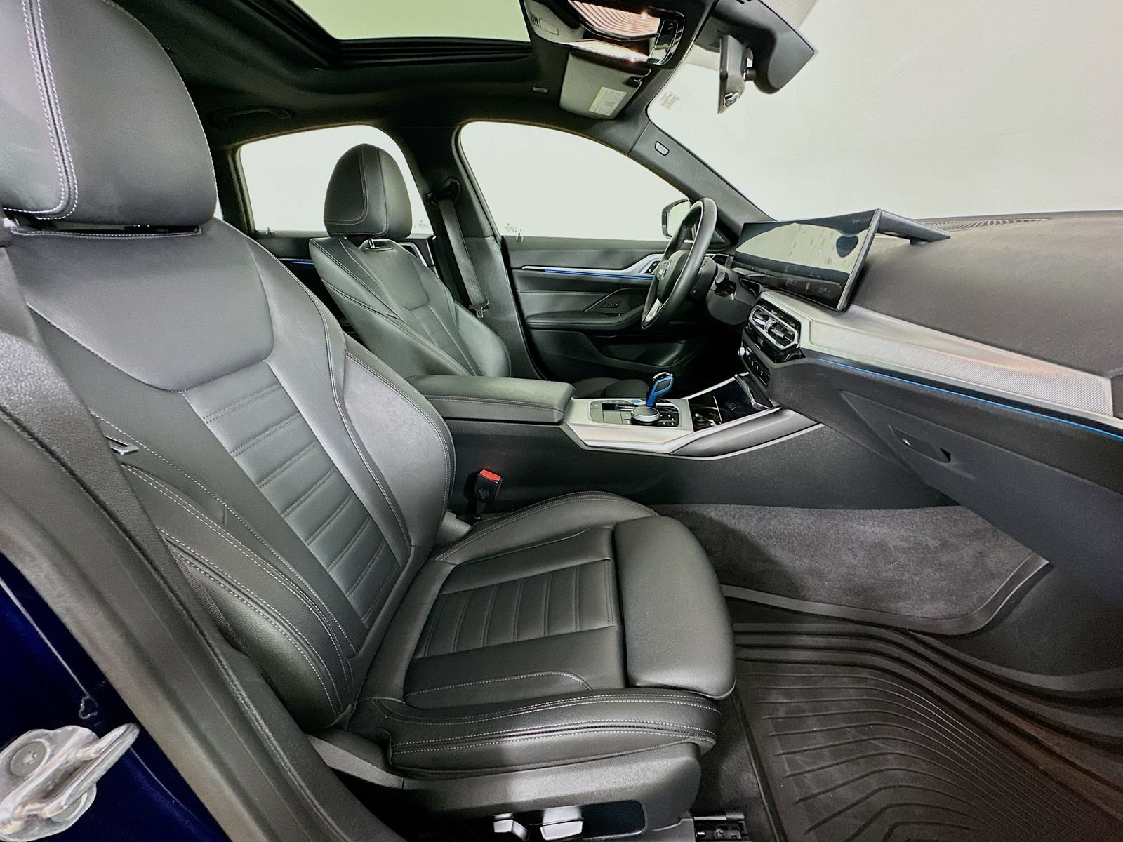 Used 2023 BMW i4 eDrive35 w/ Premium Package RWD image 43