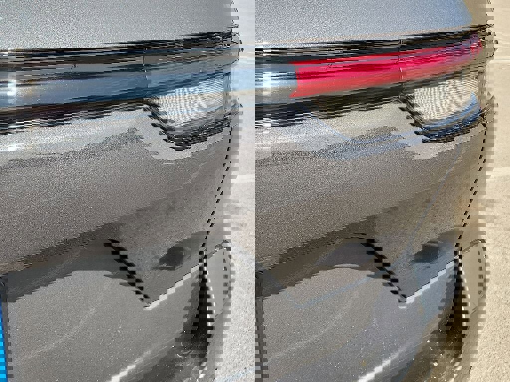 Used 2025 Jeep Grand Cherokee Altitude AWD/4WD image 10