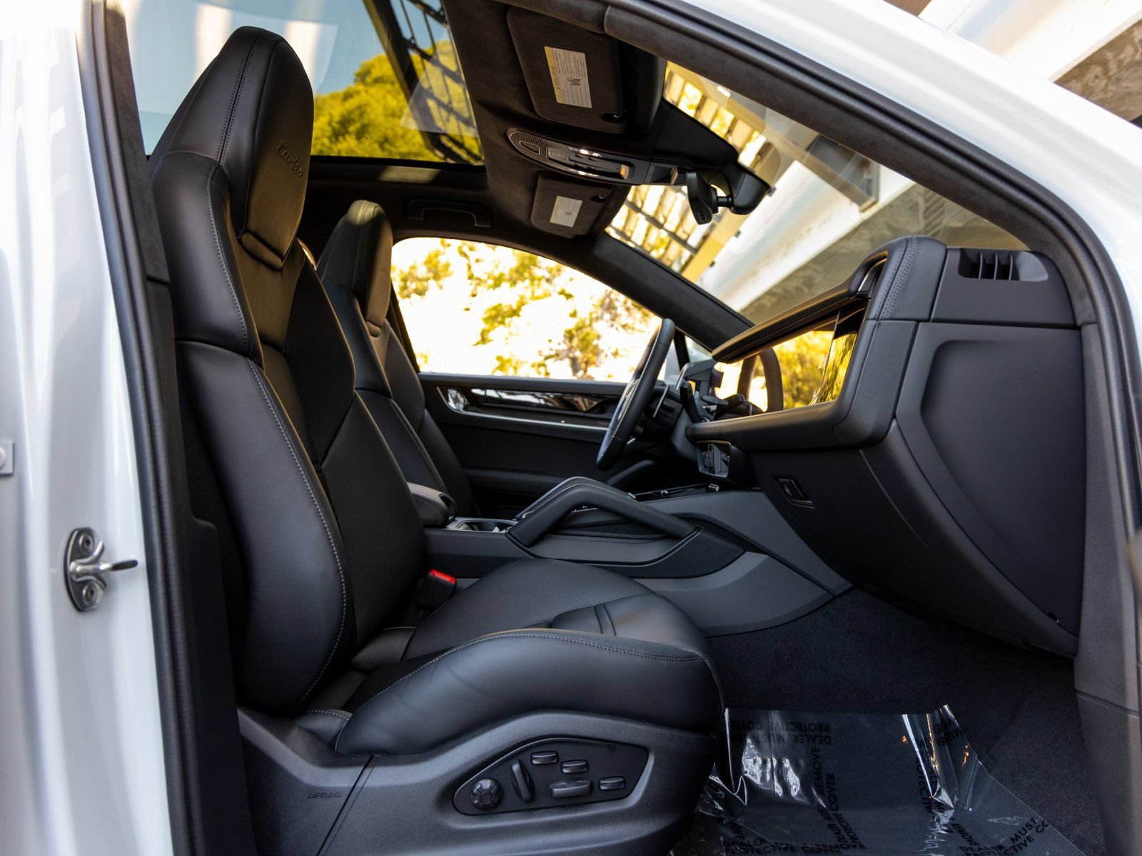 New 2025 Porsche Cayenne Turbo AWD/4WD image 57