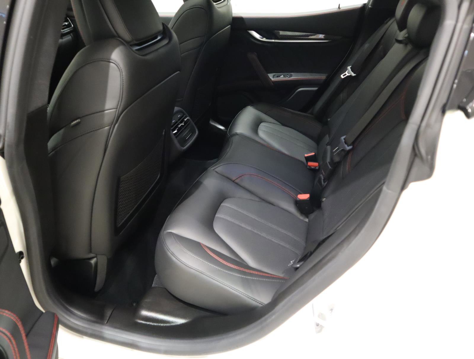 Used 2024 Maserati Ghibli Modena Q4 image 20