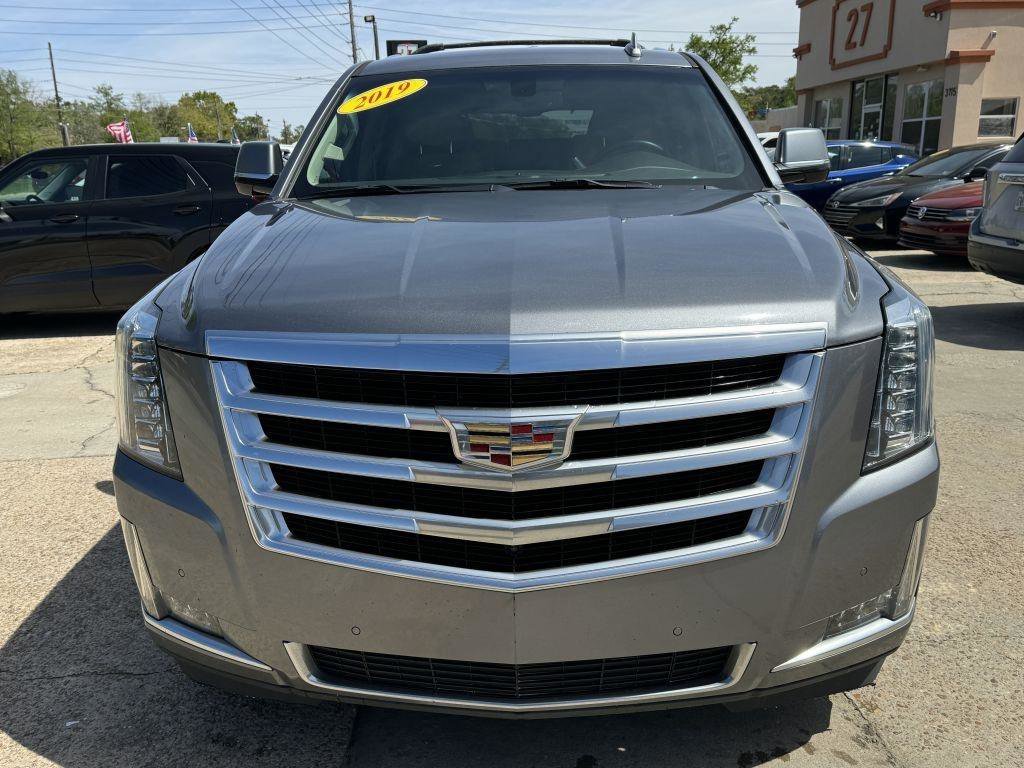 Used 2019 Cadillac Escalade RWD image 2