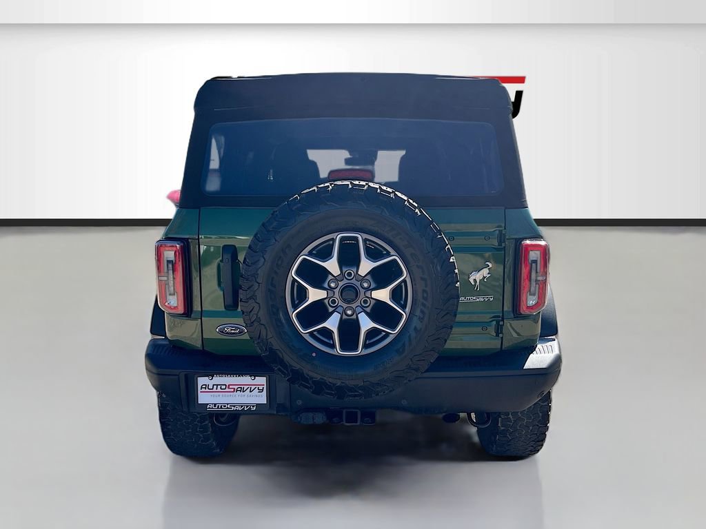 Used 2023 Ford Bronco Badlands image 6
