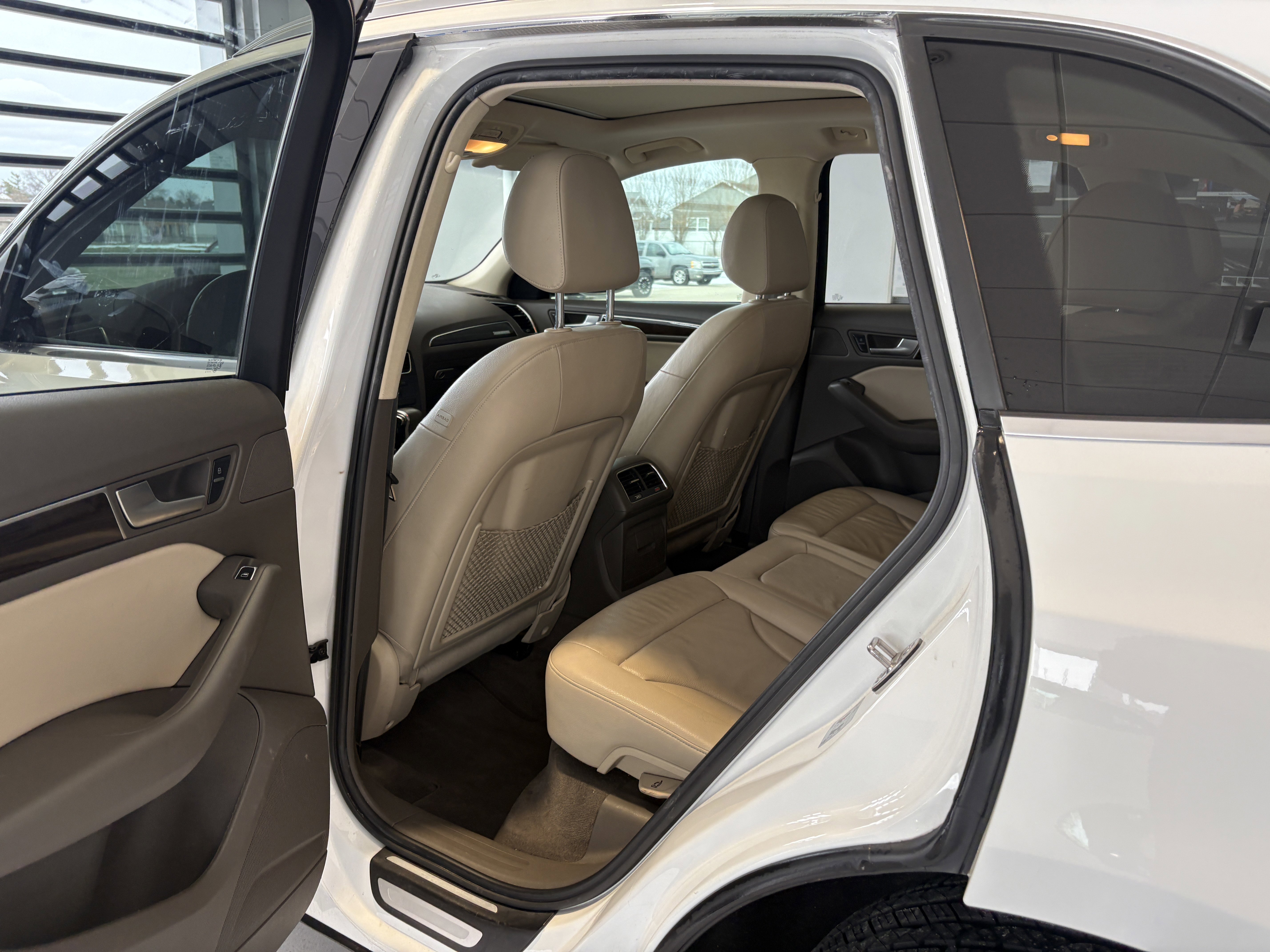 Used 2013 Audi Q5 2.0T Premium Plus w/ Premium Plus Pkg image 19