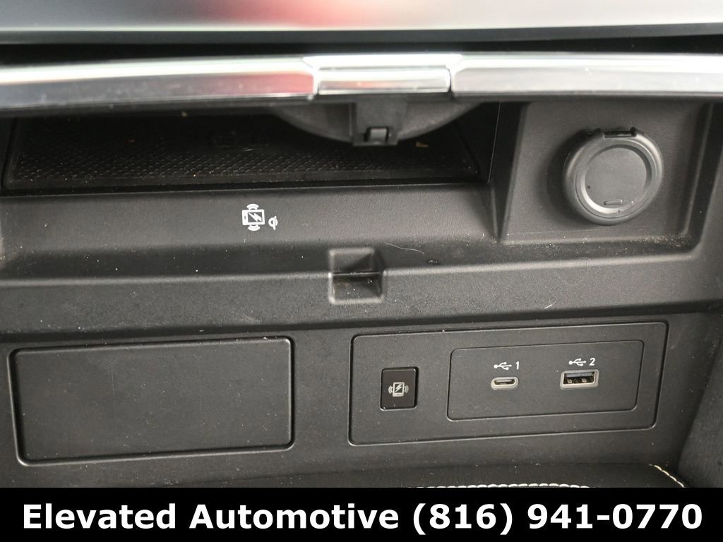 Used 2023 INFINITI QX80 Premium Select w/ All-Season Package image 25