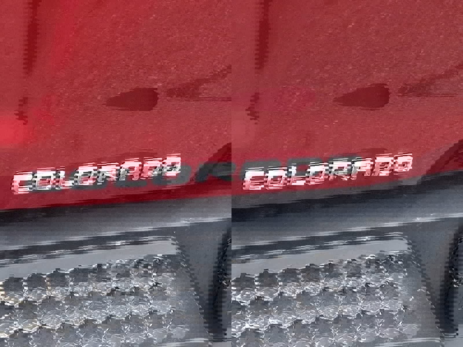 Used 2024 Chevrolet Colorado Z71 w/ Z71 Convenience Package 2 image 30